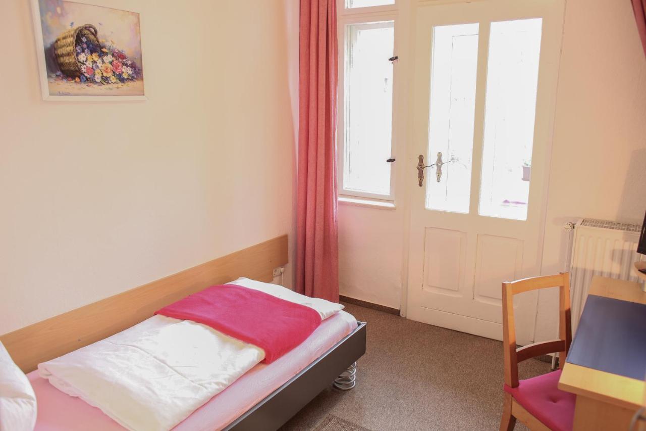 Pension Siewert Dessau-Rosslau Екстер'єр фото